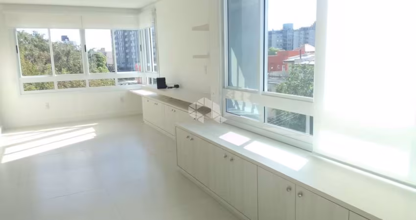 Apto 3 dormitórios,01, suite, mobiliado, semi-novo, c/churrasqueira,  vaga de garagem na Vila Ipiranga