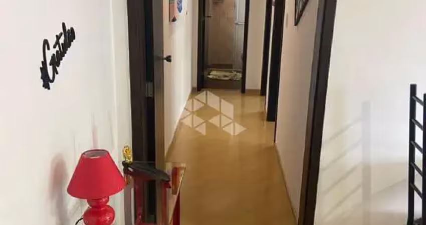 Apartamento  2 dormitórios, sala, cozinha , área de serviço, 1  banheiro, lavanderia e 1 vaga garagem coberta