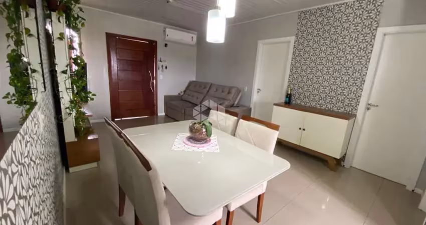 Casa na mario quintana de 2 dorm, 1  banheiro, churrasqueira, 3 vagas de carro