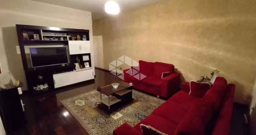 Sobrado à Venda na Vila Carrão