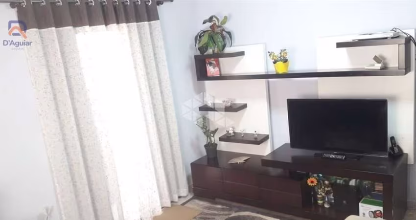 Sobrado arborizado de 90m² de esquina  localizado no Jova rural, Localizado na principal Avenida ...