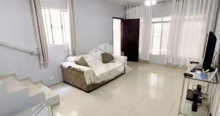 Casa com 2 quartos à venda na Rua Elizete Cardoso, 66, Furnas, São Paulo