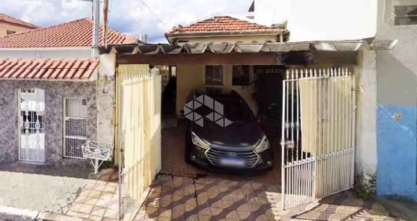 Terreno com casa antiga  à venda no bairro Parada Inglesa - São Paulo - SP