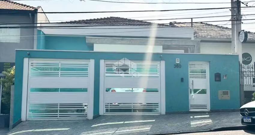 Casa a venda no bairro da agua fria com 03 dormitórios (02 suítes) e 03 vagas