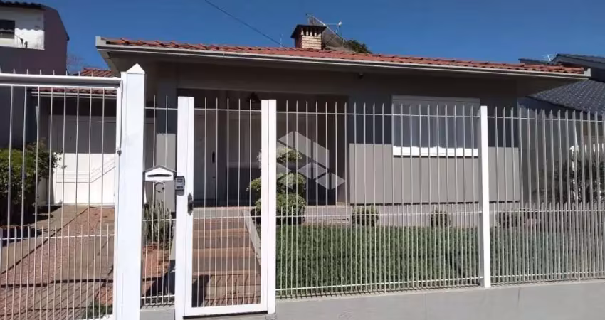 Casa a venda com 3 quartos, sendo 1 suíte, próximo a univates no bairro são cristóvão em lajeado/rs