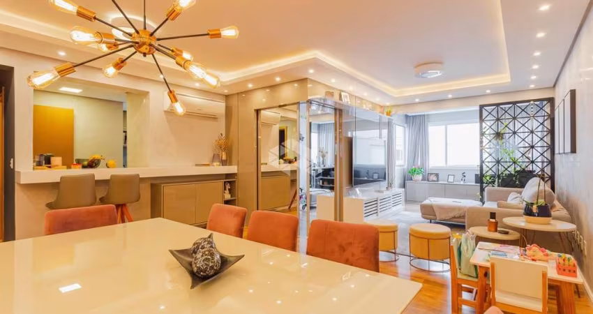 Apartamento  3 dormitórios no bairro Chácara das Pedras