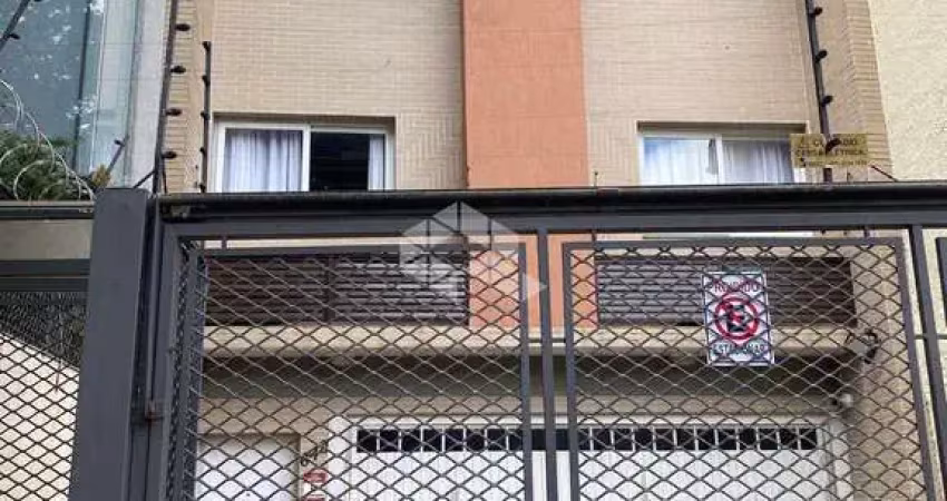 Casa com 3 quartos à venda na Avenida Mariland, 642, Auxiliadora, Porto Alegre
