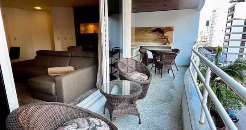 APARTAMENTO 4 QUARTOS - CENTRO - FLORIANÓPOLIS/SC