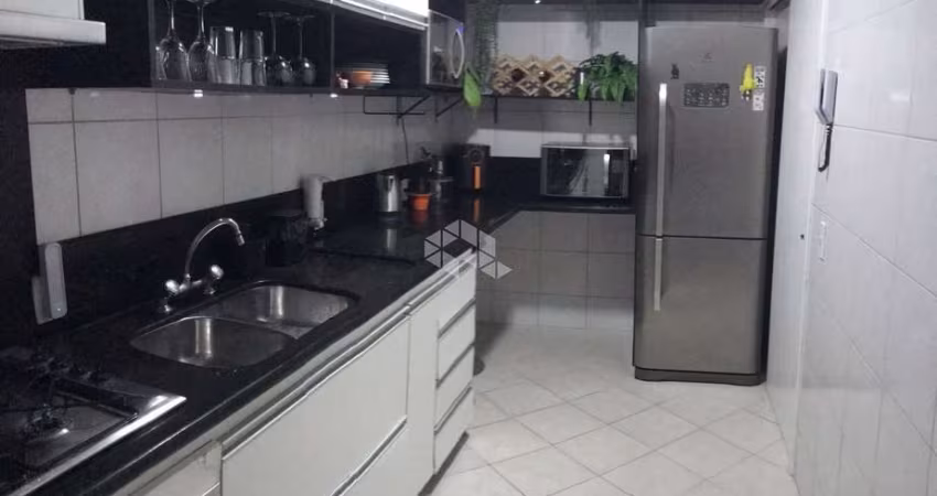 APARTAMENTO DE 2 QUARTOS NO SACO GRANDE - FLORIANÓPOLIS/SC