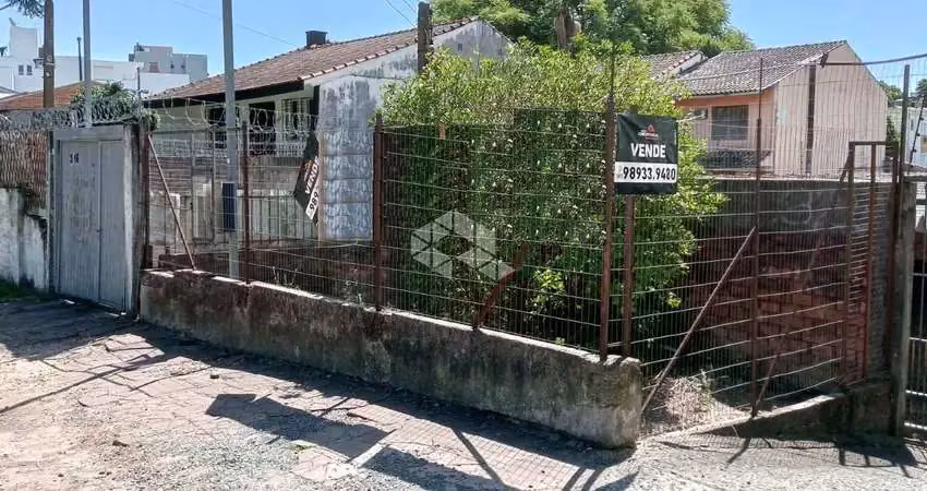 Terreno à venda na Rua Nunes, 328, Medianeira, Porto Alegre