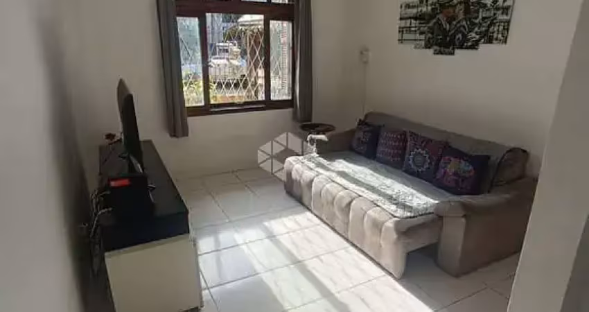 Apartamento térreo, 2 dormitórios, amplo, com 64 m², bem localizado