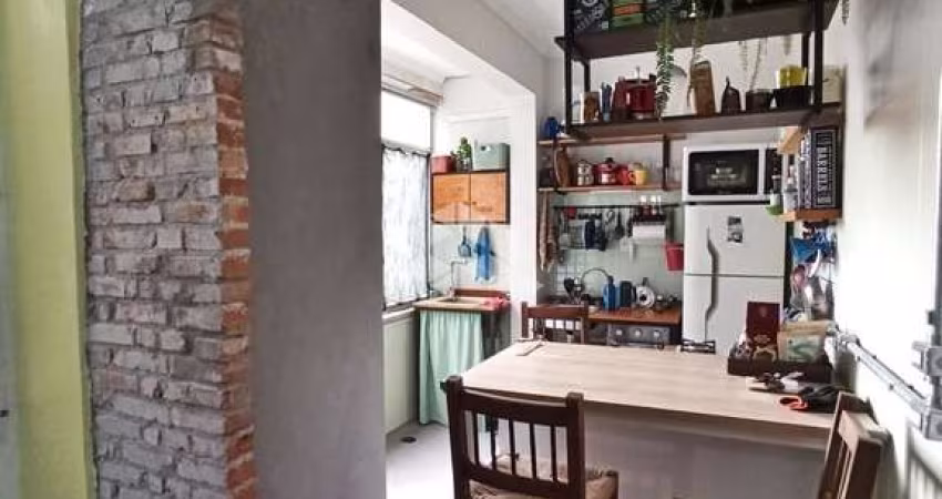 Apartamento dois dormitórios na Cidade Baixa