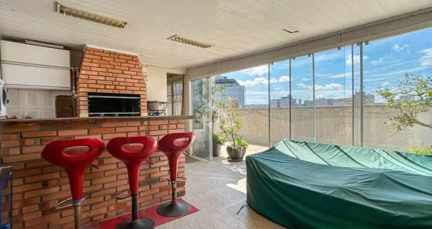 Cobertura 3 dormitórios com suíte, excelente localização, andar alto com vista.