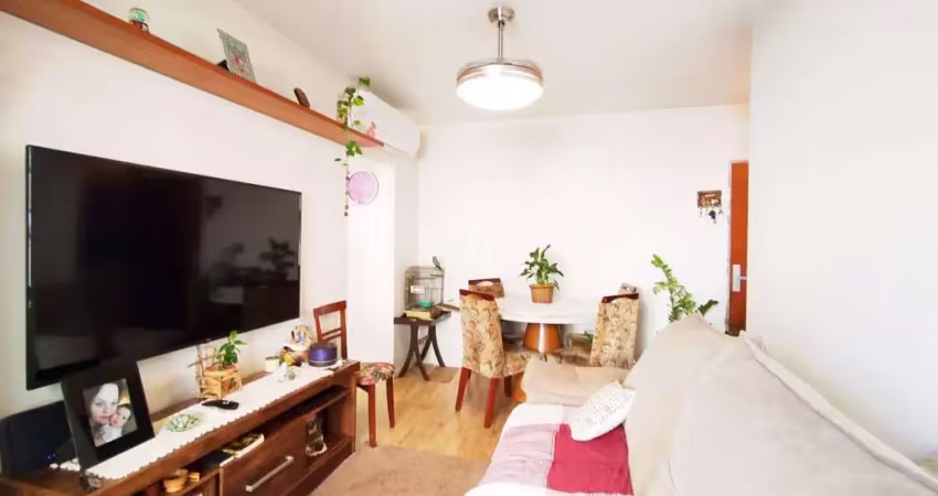 Lindo apartamento de 1 dormitório, reformado e com vaga