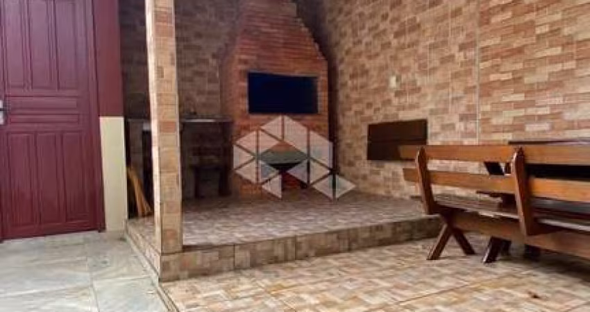 Apartamento 02 quartos, 58m², 1 vaga de garagem no Bairro Leopoldina em Porto Alegre