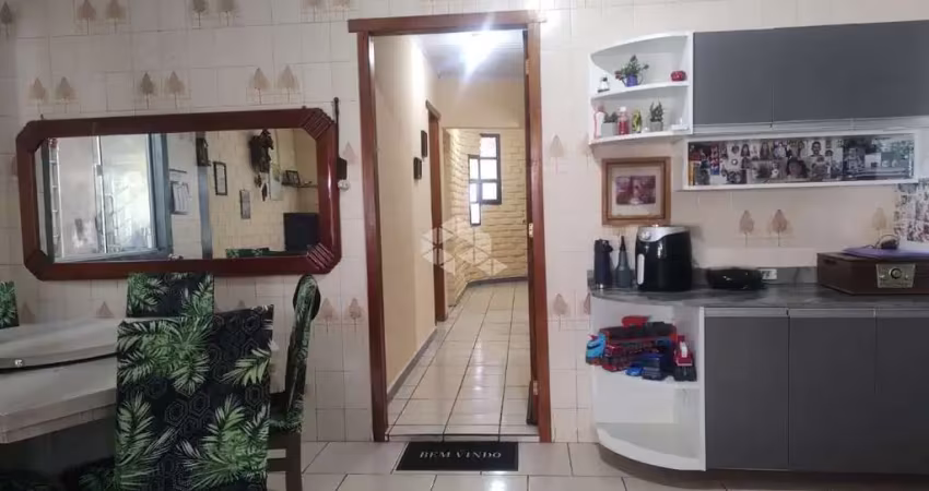 Casa com 3 quartos à venda na Barão de Santo Ângelo, 204, Centro, Canoas