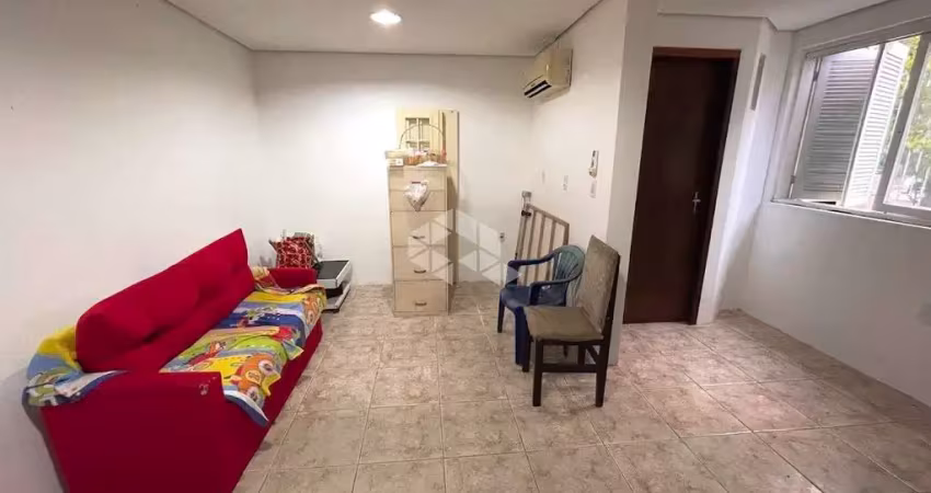 Sobrado com 250 m² contruido, bairro nossa senhora das graças, canoas