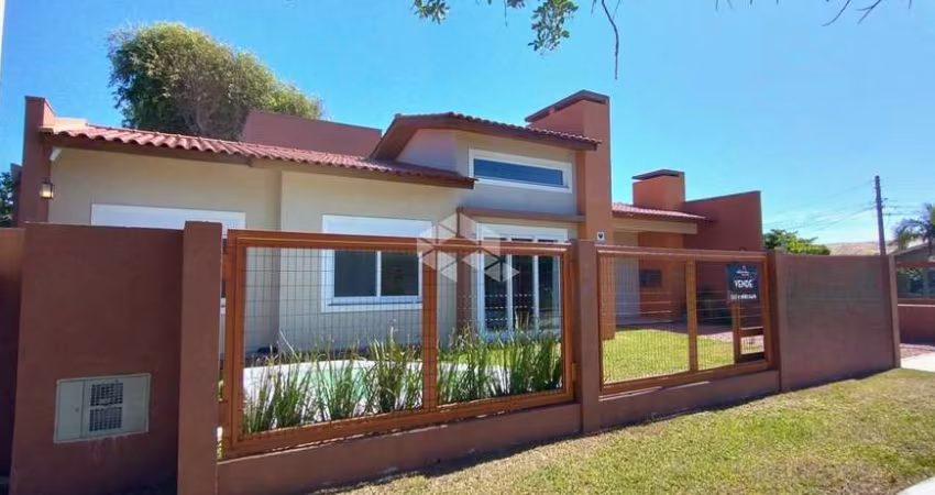 Casa Nova Térrea - 2 Quartos (1 Suíte) 89,93 m² - Mobiliada e Decorada