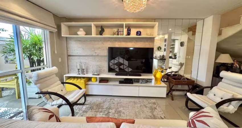 Sobrado  com 161m² , 3 quartos (1 suíte)  e 2 vagas cobertas no condomínio resiidêncial privilege exclusive house em canoas rs