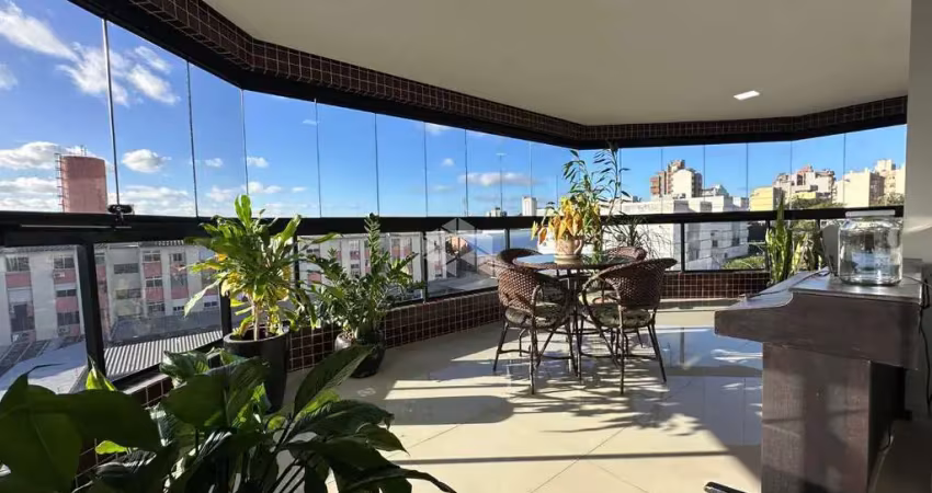 Apartemento semi mobiliado com 152 m2, 3 quartos sendo 1 suíte c/banheira  e  3 sacada,living duplo e amplo, 2 vagas cobertas no centro de canoas.
