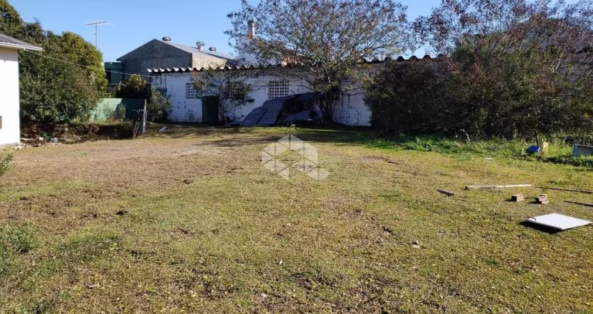Ótimo terreno de esquina com 1.842,54 m² no Bairro Desvio Rizzo em Caxias do Sul
