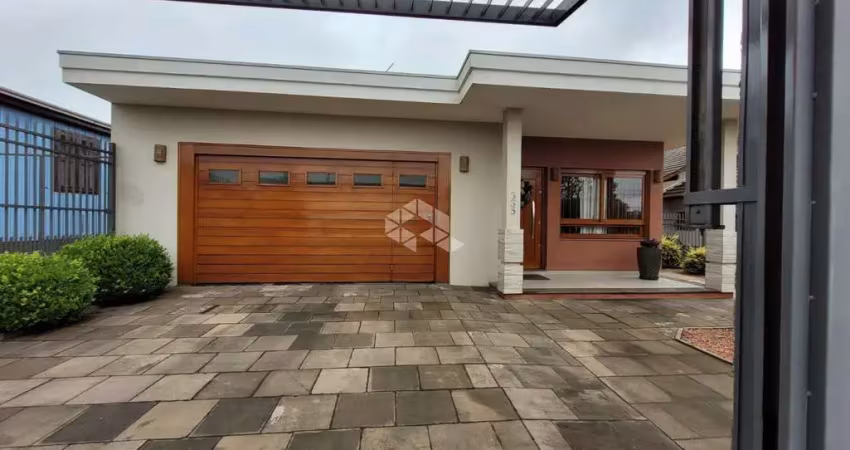 Casa com 158,53m² com quiosque no bairro santa catarina