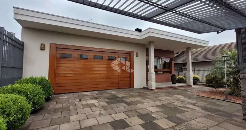 Casa com 158,53m² com quiosque no bairro santa catarina