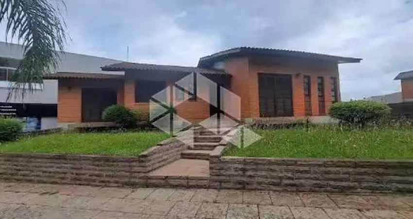 Casa de 03 dormitórios no bairro vicentina em farroupilha
