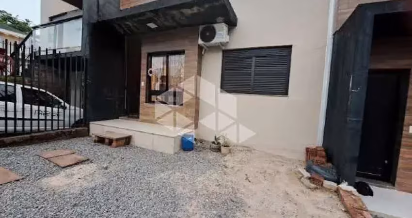 Sobrado de 02 dormitórios no bairro cruzeiro em farroupilha