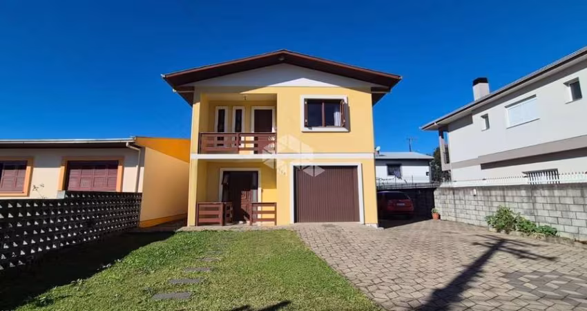 Casa localizada no Bairro Santa Catarina em Farroupilha