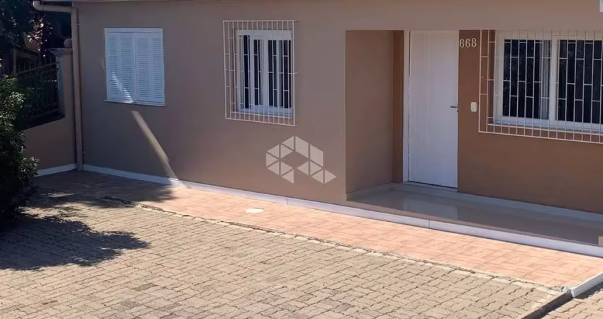 Casa espaçosa para a família no bairro santa catarina!