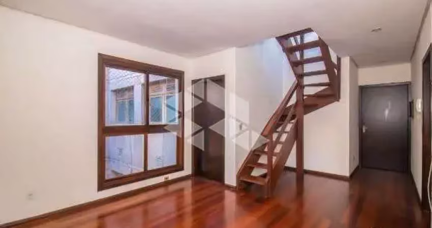 Cobertura 2 dormitórios, 1 vaga de garagem, churrasqueira, terraço, à venda, bairro Petrópolis, Porto Alegre/RS.