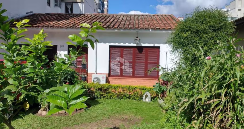 Credito Real vende casas de 4 dormitórios e 5 vagas de garagem no Bairro Santana em Poro Alegre - RS.