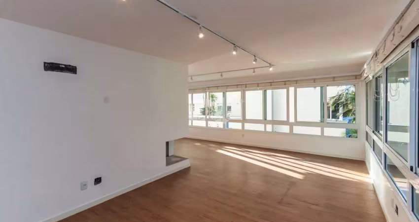 Apartamento garden à venda, 03 suítes , 3 vagas no bairro auxiliadora - porto alegre / rs, próximo do ipa.