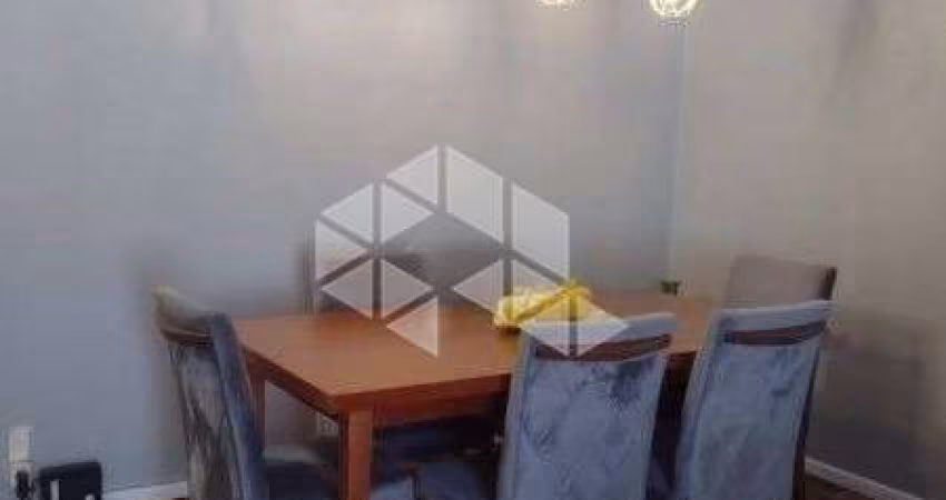 Apartamento à venda de 3 quartos, 72m² fica SEMIMOBILIADO no bairro São João próximo da SOGIPA em Porto Alegre - RS.