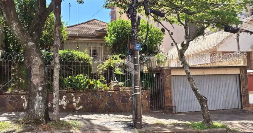 CASA/TERRENO A VENDA NO BAIRRO HIGIENÓPOLIS EM PORTO ALEGRE/RS