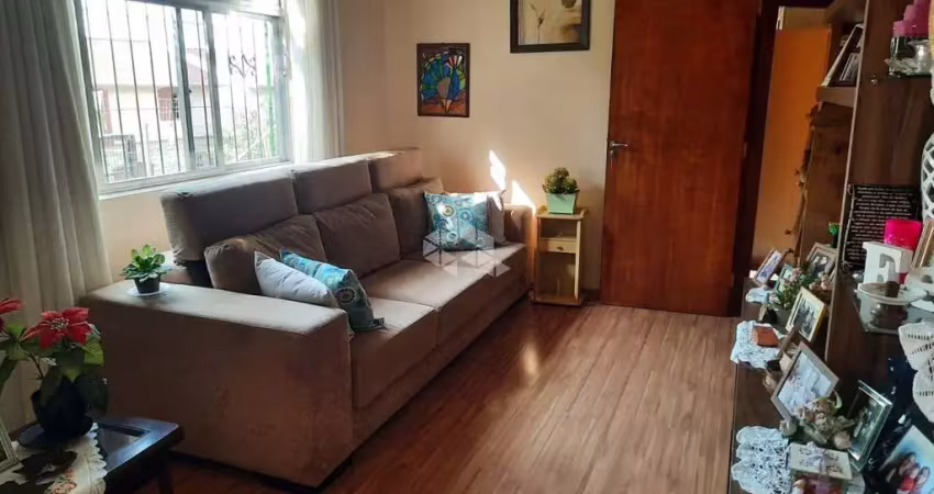 Casa residencial com loja para av joão de oliveira remião. possui 03 dormitórios, 4 banheiros, 4 vagas de garagem.