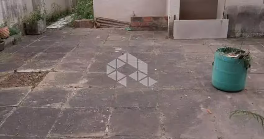 Casa com 3 quartos à venda na Rua Onze de Agosto, 374, São João, Porto Alegre