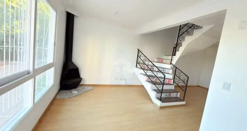 Casa em condomínio à venda  com 03 suítes no bairro santo antônio em porto alegre / rs.