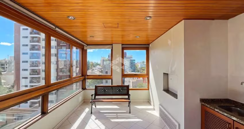 Apartamento com exclusividade à venda de 03 dormitórios, sendo um suíte, com 2 vagas de garagem no bairro petrópolis, em porto alegre-rs.