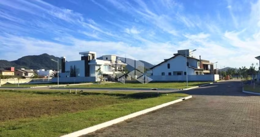 Terreno com 383,47m² A Venda - Campeche, Florianópolis SC