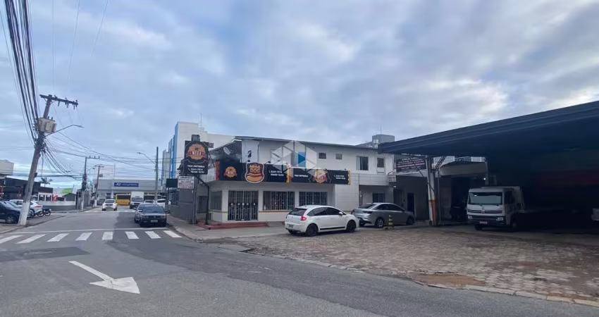 Terreno com 334m² e uma excelente vibilidade de construção - Campinas SJ
