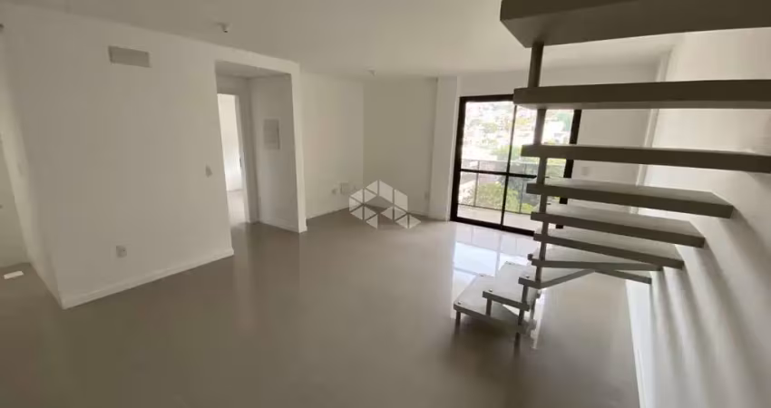 Apartamento no bairro Trindade, 3  dormitórios, sendo 2 suítes, 3 vagas e hobby box