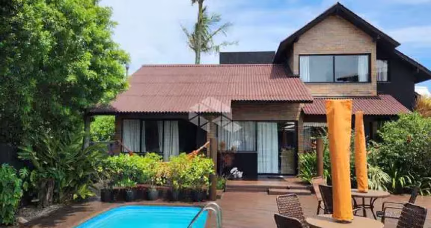 Pousada e casa residencial no Campeche com Piscina