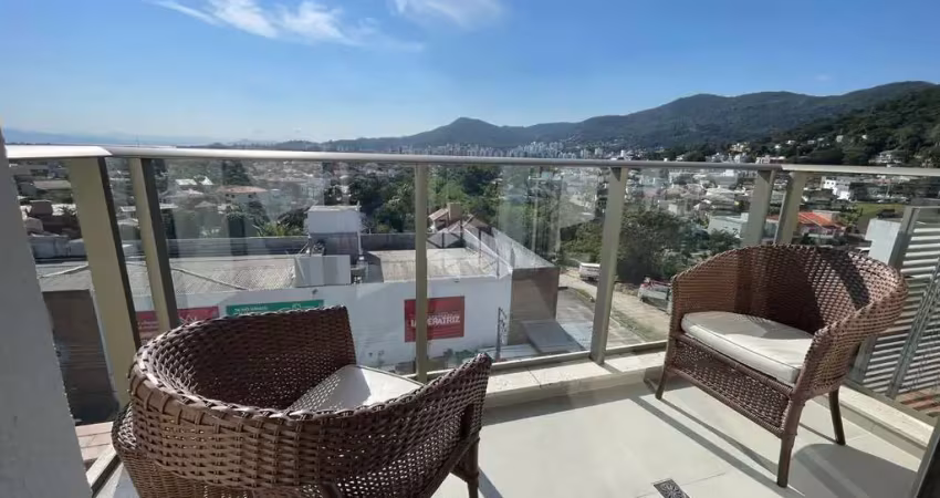 APARAMENTO COM 2 QUARTOS, AMBOS SUÍTES, 2 VAGAS DE GARAGEM NO BAIRRO CÓRREGO GRANDE EM FLORIANÓPOLIS/SC.