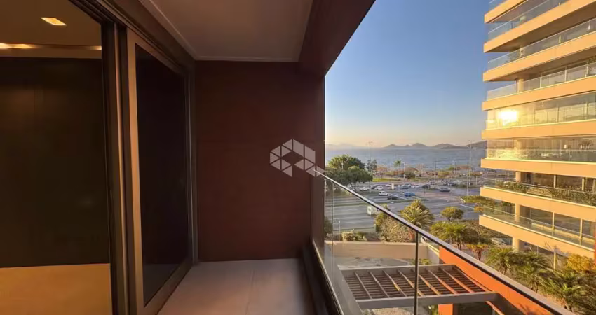 Apartamento de alto padrão com 3 suítes e localização privilegiada na agronômica em florianópolis/sc