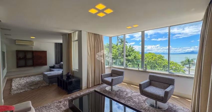 APARTAMENTO MOBILIADO COM 3 QUARTOS SENDO 2 SUÍTES NO CENTRO DE FLORIANÓPOLIS/SC