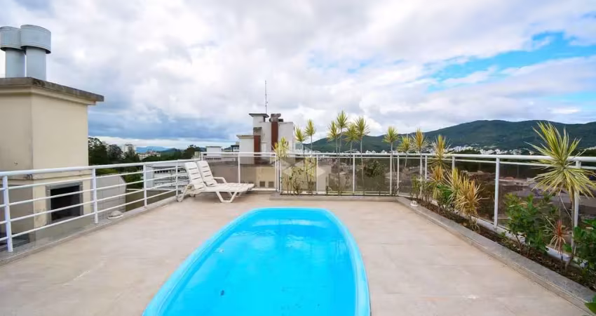 APARTAMENTO SEMIMOBILIADO COM 3 QUARTOS SENDO 2 SUÍTES E 2 VAGAS DE GARAGEM NO CÓRREGO GRANDE EM FLORIANÓPOLIS/SC