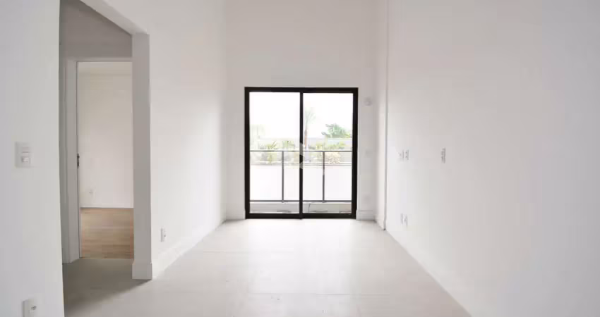 LOFT NO SACO GRANDE COM ÓTIMA LOCALIZAÇÃO EM FLORIANÓPOLIS/SC