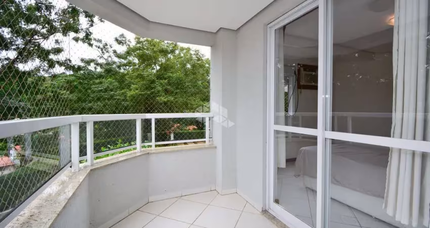 Amplo apartamento com 1 quarto sendo 1 suíte e 1 vaga de garagem no bairro joão paulo em florianópolis/sc